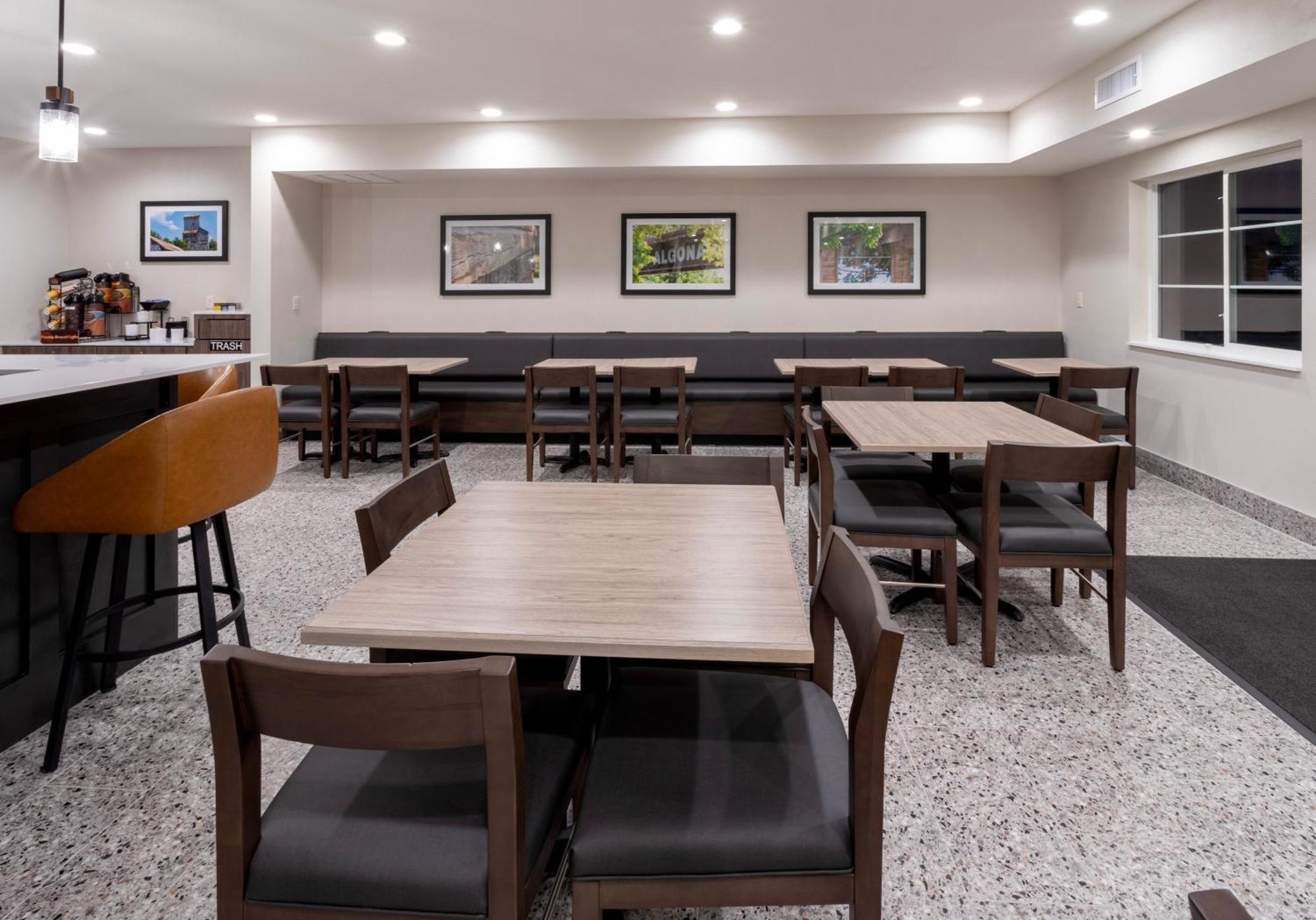 Grandstay Hotel & Suites Johnston-Des Moines, Ia Eksteriør billede